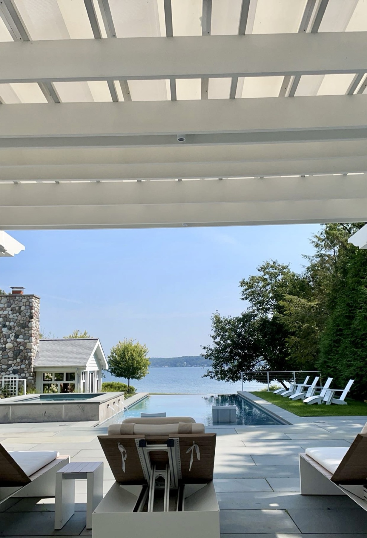 Pool and lake residence